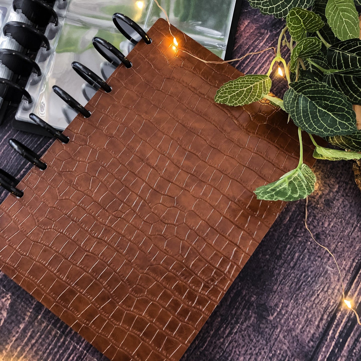 Cardholder Notebook - For Spell Cards, TCG Cards & More - Discbound