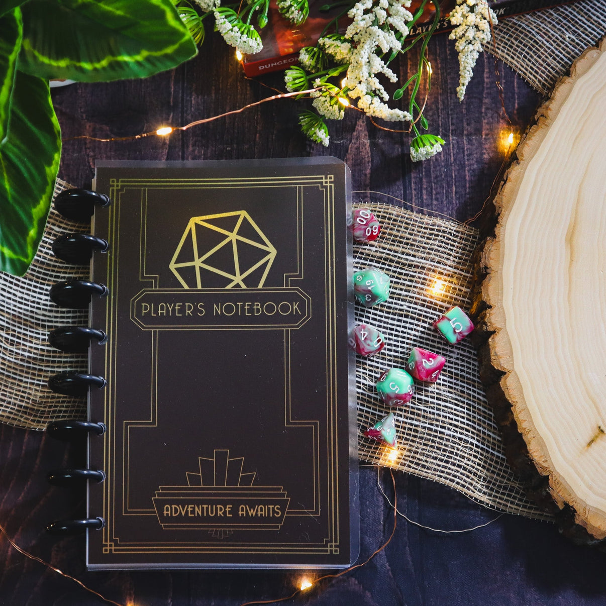 Player&#39;s Notebook (Art Deco Version)